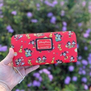 NWT Loungefly x Disney Mickey & Minnie Runaway Railway Wallet